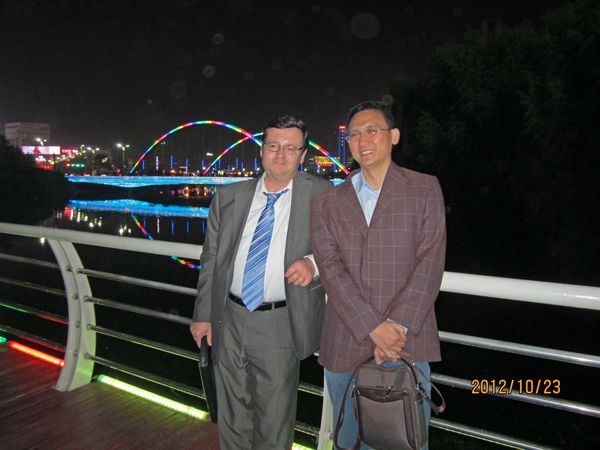 德国西门子影像增强器总工Mr.Brandner 行来我公司访问洽谈业务