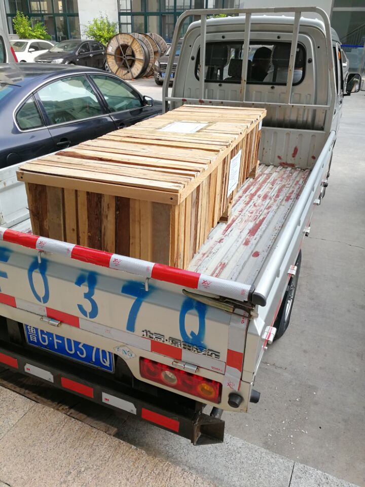 南宁医院发货装车图