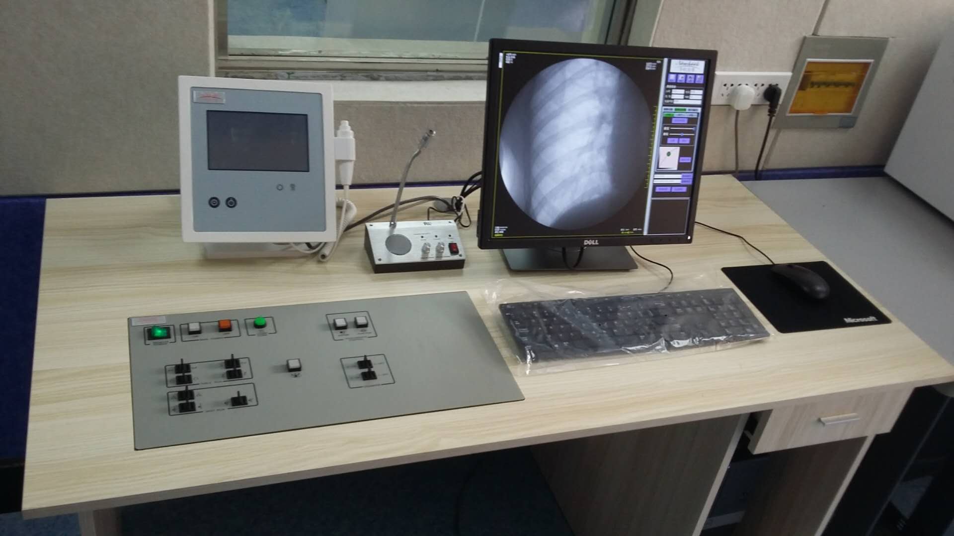 X光机现场安装图片3