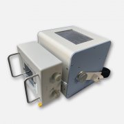 便携式X光机可以方便医护人员出入病房拍片检查